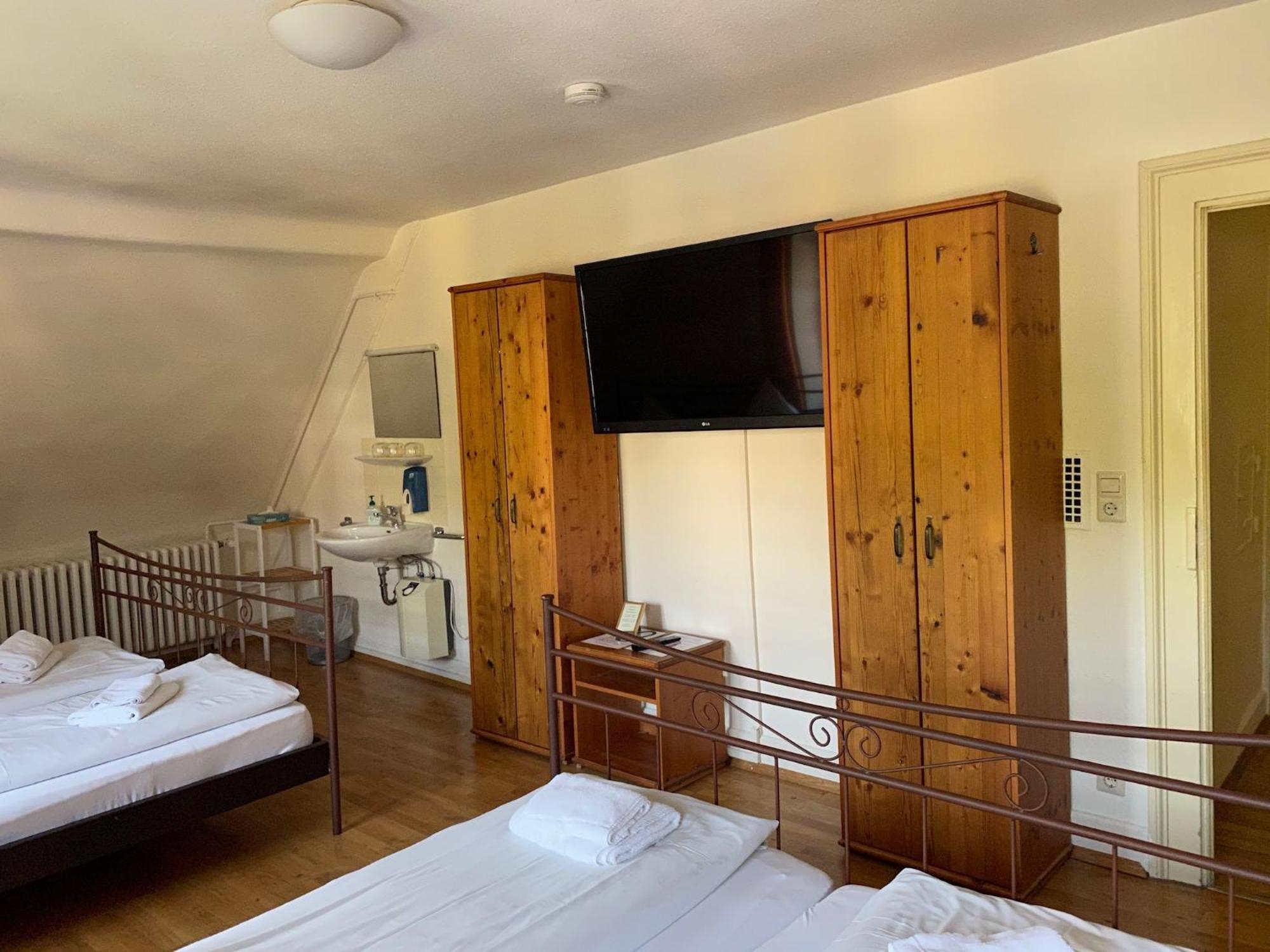 Hotel Gasthaus Schuetzen Friburgo em Brisgóvia Quarto foto